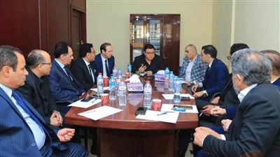  خالد جلال يجتمع بمديري الفرق الفنية لاستكمال خطة البيت الفني للمسرح