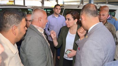 نائب محافظ البحيرة تتفقد مجمع مواقف رشيد وتتابع الالتزام بالتعريفة الجديدة