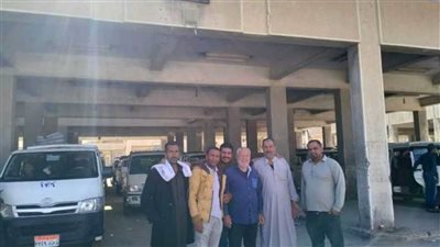 محافظ شمال سيناء يتابع انتظام العمل في مواقف السيارات