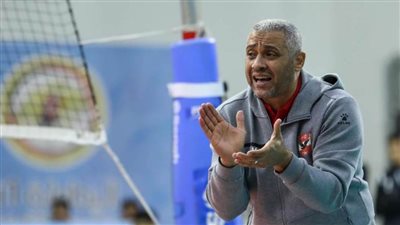 مدرب أجنبي يقود طائرة الأهلي بعد رحيل مصيلحي