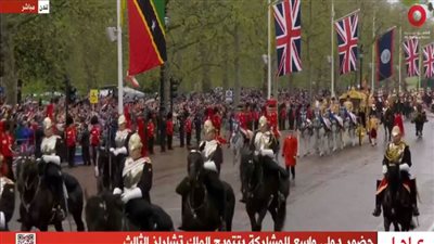  توافد عدد من كبار الشخصيات إلى كنيسة 