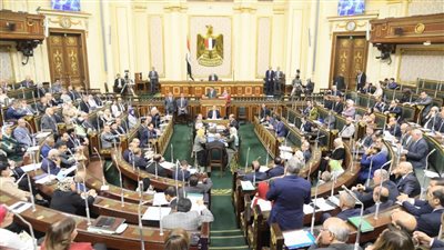 الحكومة تعرض الموازنة الجديدة وخطة التنمية أمام البرلمان