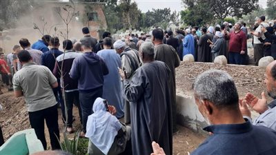 تشييع جنازة ضحايا انهيار عقار الشرقية