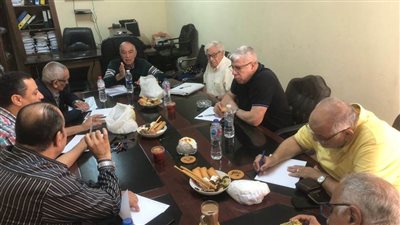 رابطة المعلقين الرياضيين تقرر تكريم رموز التعليق وعقد دورات تدريبية في كل لعبة 