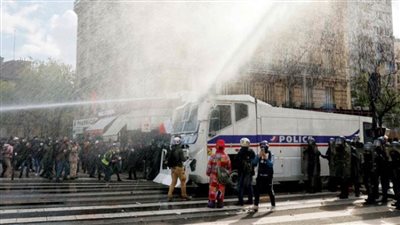 حظر المظاهرات في مدينة 