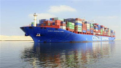 مصر تعفى سفينة خدمات وإنقاذ من رسوم عبور قناة السويس