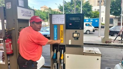  محافظ الإسكندرية يقوم بتكثيف حملات الرقابة بعد تحريك أسعار المواد البترولية