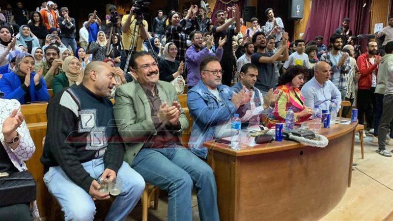 الملتقي المسرحي