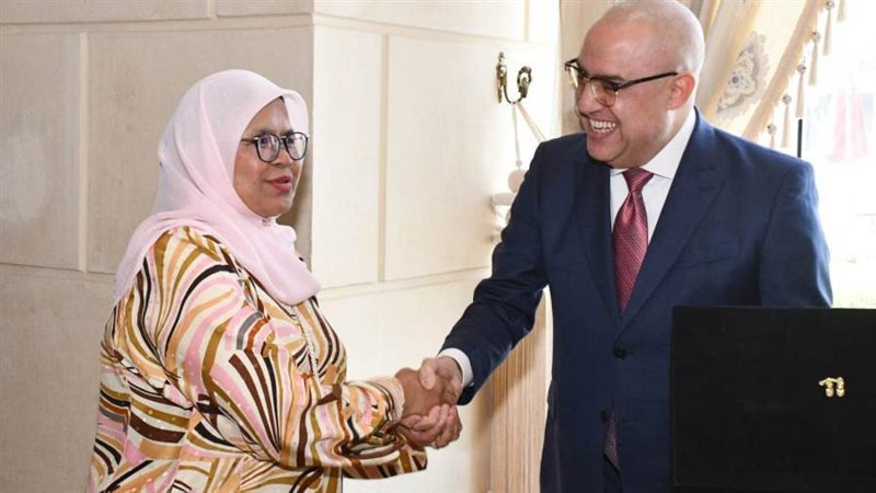 الجزار يلتقى مساعد