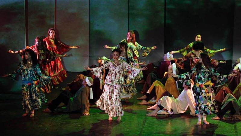 لوحة من العرض المسرحي