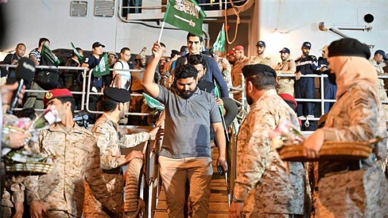 وصول 31 مواطنا و1143