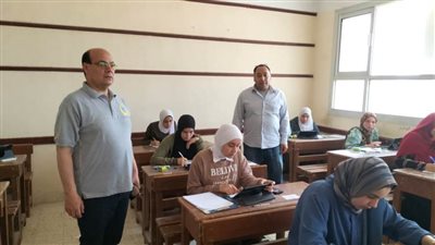 جولات ميدانية مكثفة لتفقد انضباط وانتظام اللجان الامتحانية بالبحيرة