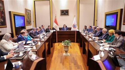وزير الصحة يوجه بإعداد دراسة متكاملة لتطوير منظومة التعليم الفني الصحي