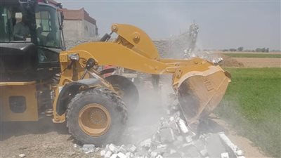 إزالة 916 حالة تعدٍ ورفع 1115 حالة إشغال طريق بالبحيرة