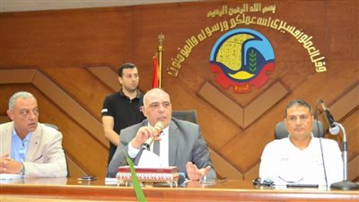 السكرتير العام بالبحيرة يتابع تنفيذ مشروعات المبادرة الرئاسية 