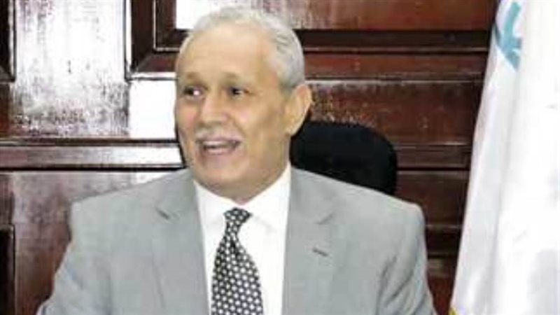 المحافظ مصطفى ألهم