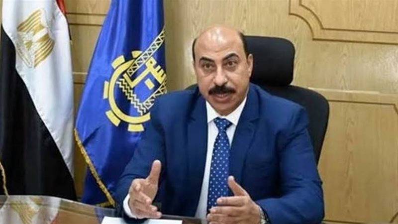 محافظ أسوان أشرف