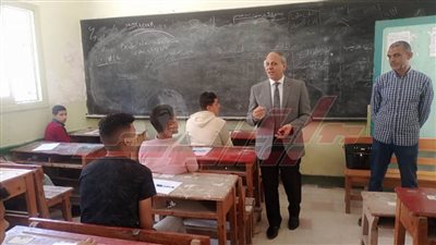 وكيل تعليم كفر الشيخ يتفقد لجان الامتحانات