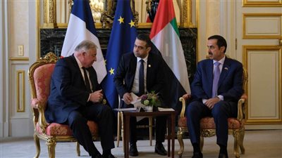 الإمارات وفرنسا يبحثان تفعيل العلاقات البرلمانية