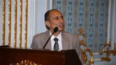 صحة الشيوخ تُوصي بسرعة الانتهاء من إنشاء صيدلية تجارية للتأمين الصحي بالداخلة