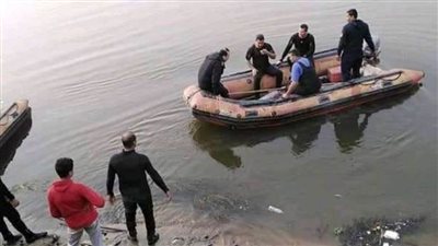 هربًا من الحر.. انتشال جثة شخص من ترعة بإحدى قرى المنيا