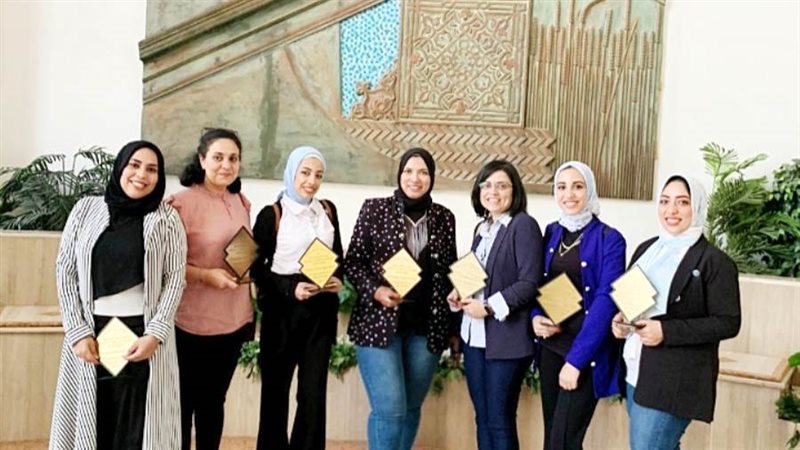 تكريم وزارى لفريق