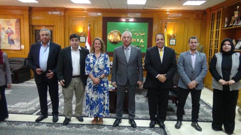 رئيس جامعة المنيا