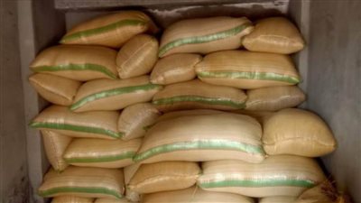 تموين الشرقية يضبط 9 أطنان و500 كجم قمح داخل مطحن بفاقوس