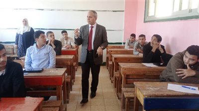 وكيل تعليم كفر الشيخ يتفقد لجان الامتحانات