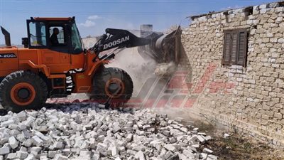 إزالة 11 حالة تعدٍ على مساحة 15 فدانا بمركز الرياض ضمن الموجة 21 بكفر الشيخ