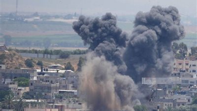 اقتصاديون: العدوان الإسرائيلي على غزة يفاقم الأوضاع الاقتصادية المتردية وينذر بكارثة إنسانية