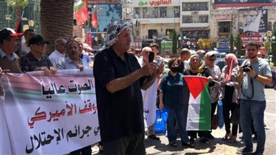 نابلس: وقفة منددة بالعدوان على قطاع غزة