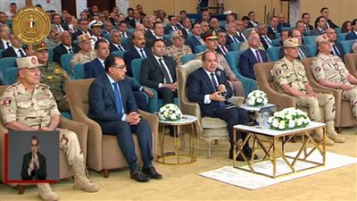 بالفيديو كونفرانس.. الرئيس السيسي يشهد بعض افتتاحات موسم حصاد القمح 