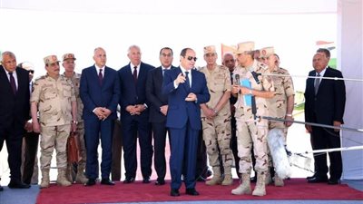 الرئيس السيسي يشهد افتتاح موسم حصاد القمح ومصنع إنتاج البطاطس × صور