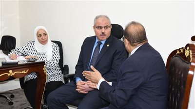 بحث سبل التعاون المشترك بين جامعة الإسماعيلية الجديدة الأهلية ووزارة الإتصالات مُمثلة في مركز 