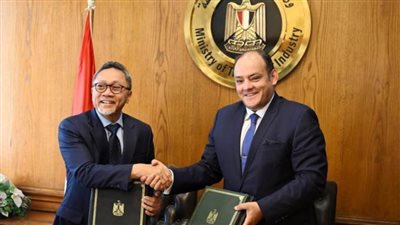 وزير التجارة الإندونيسي يزور الجامع الأزهر ويستمع لشرح مفصل عن تاريخه