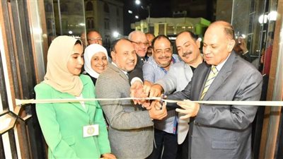 «ثقافة أسيوط» تتلألأ في افتتاح معرض «ومضة» وعرض «لما روحي طلعت»