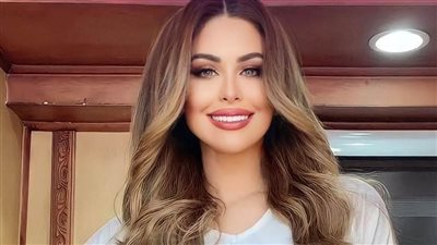 أول تعليق من مي سليم بعد تحطم سيارتها