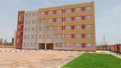 الانتهاء من إنشاء مدرسة تونا الجبل واستمرار العمل بمحطة صرف بني خالد بالمنيا
