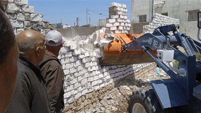 إزالة 1355 حالة على تعدٍ على الأراضي الزراعية وأملاك الدولة بالبحيرة 