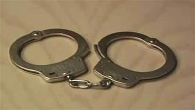 طفل يقود سيارة أجرة بالقاهرة.. تعرف على التفاصيل 