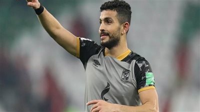 هل ينتقل أيمن أشرف لفاركو في حالة الرحيل عن القلعة الحمراء؟