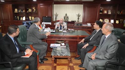 محافظ بني سويف يناقش الأحوزة العمرانية خلال لقائه بمسؤولي الهيئة العامة للتخطيط