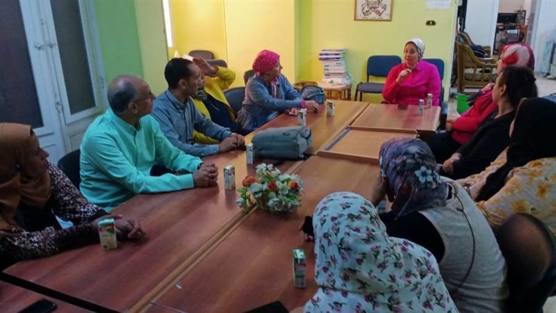 ندوات مكثفة للمجلس