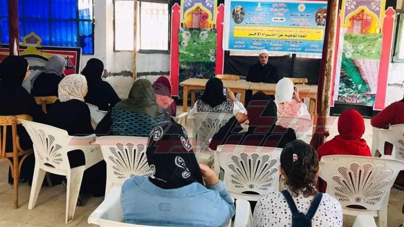 خلال الندوة