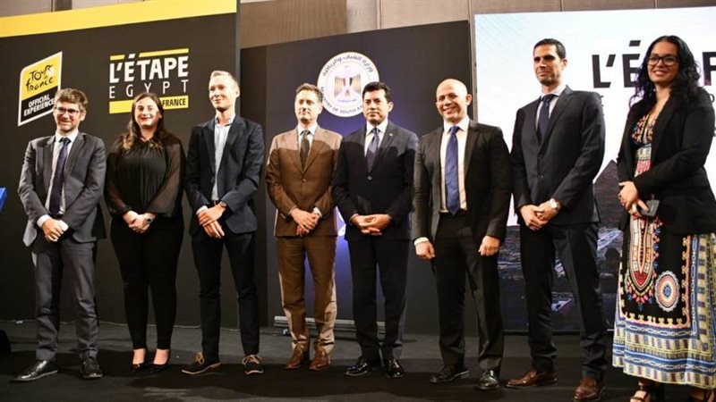 د. أشرف صبحى