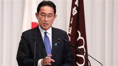 رئيس وزراء اليابان يلتقي الرئيس الأمريكي على هامش قمة السبع