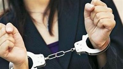 ضبط سيدة تخصصت في السرقة من داخل محال المصوغات الذهبية بالقاهرة