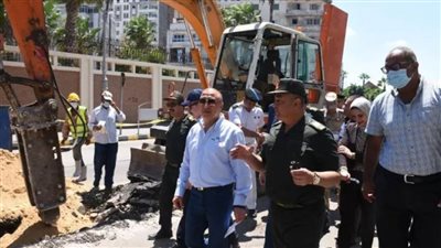 محافظ الإسكندرية يتفقد تنفيذ المرحلة الأولى من استراتيجية إدارة مياه الأمطار