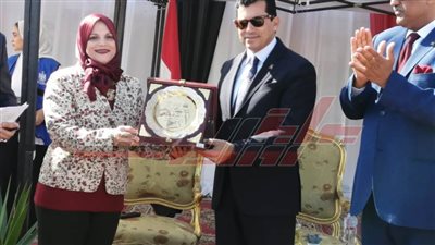 وزير الشباب يفتتح معسكر إعداد القادة الاجتماعيين بمركز شباب التجمع الأول